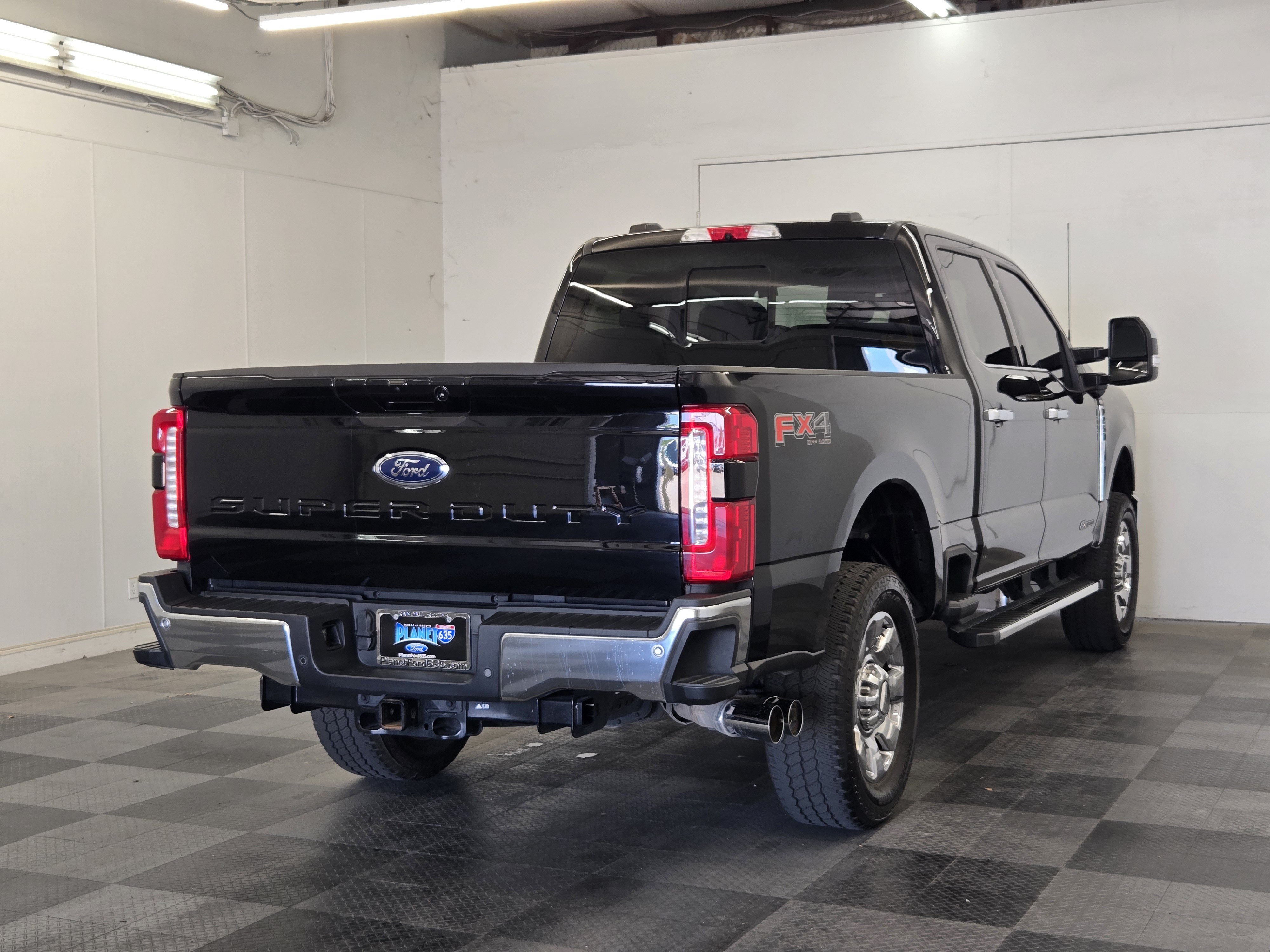 Certified 2025 Ford F250 Lariat w/ Chrome Package AWD/4WD image 7