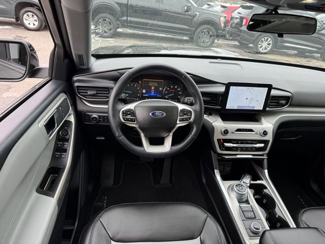 Certified 2022 Ford Explorer XLT w/ Equipment Group 202A image 12