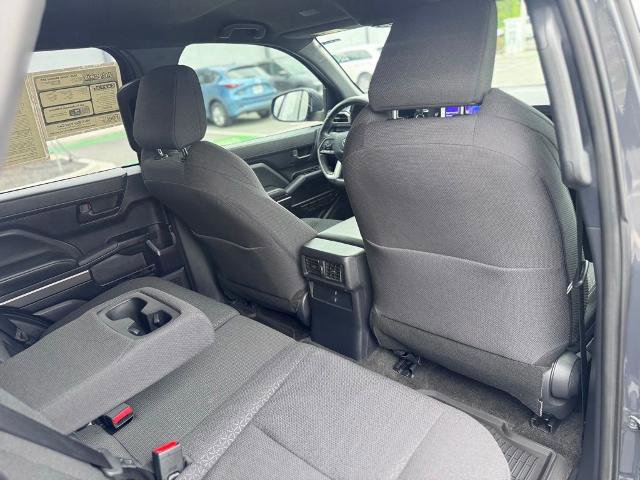 Used 2025 Toyota 4Runner SR5 AWD/4WD image 22
