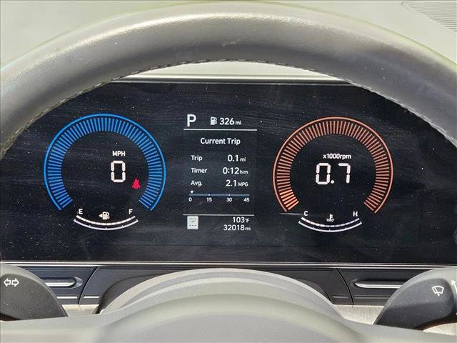 Used 2025 Hyundai Kona SEL FWD image 11