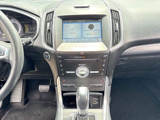 Certified 2018 Ford Edge Titanium image 30