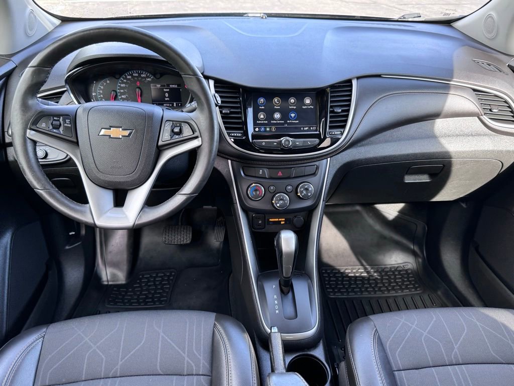 Used 2018 Chevrolet Trax LT w/ Redline Edition AWD/4WD image 29