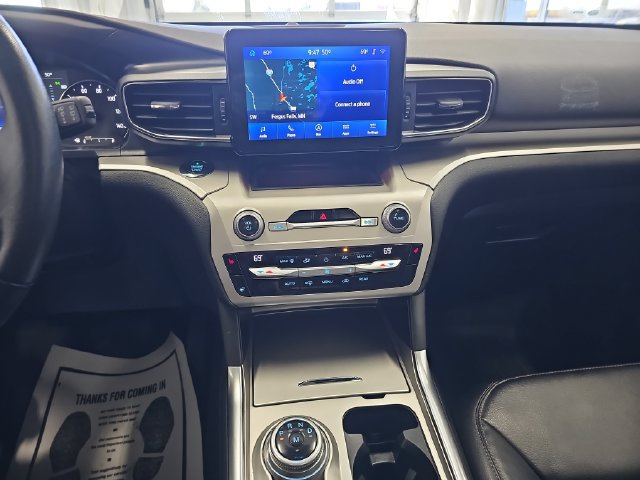 Certified 2020 Ford Explorer XLT w/ Equipment Group 202A AWD/4WD image 17