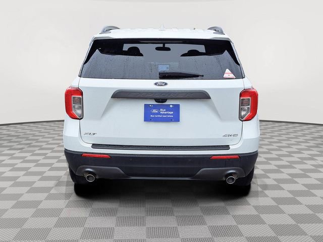 Certified 2022 Ford Explorer XLT w/ Equipment Group 202A AWD/4WD image 4