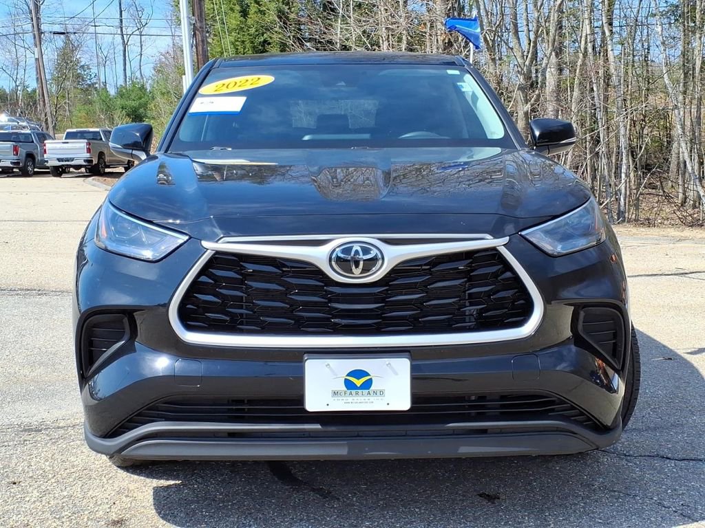 Used 2022 Toyota Highlander L AWD/4WD image 8