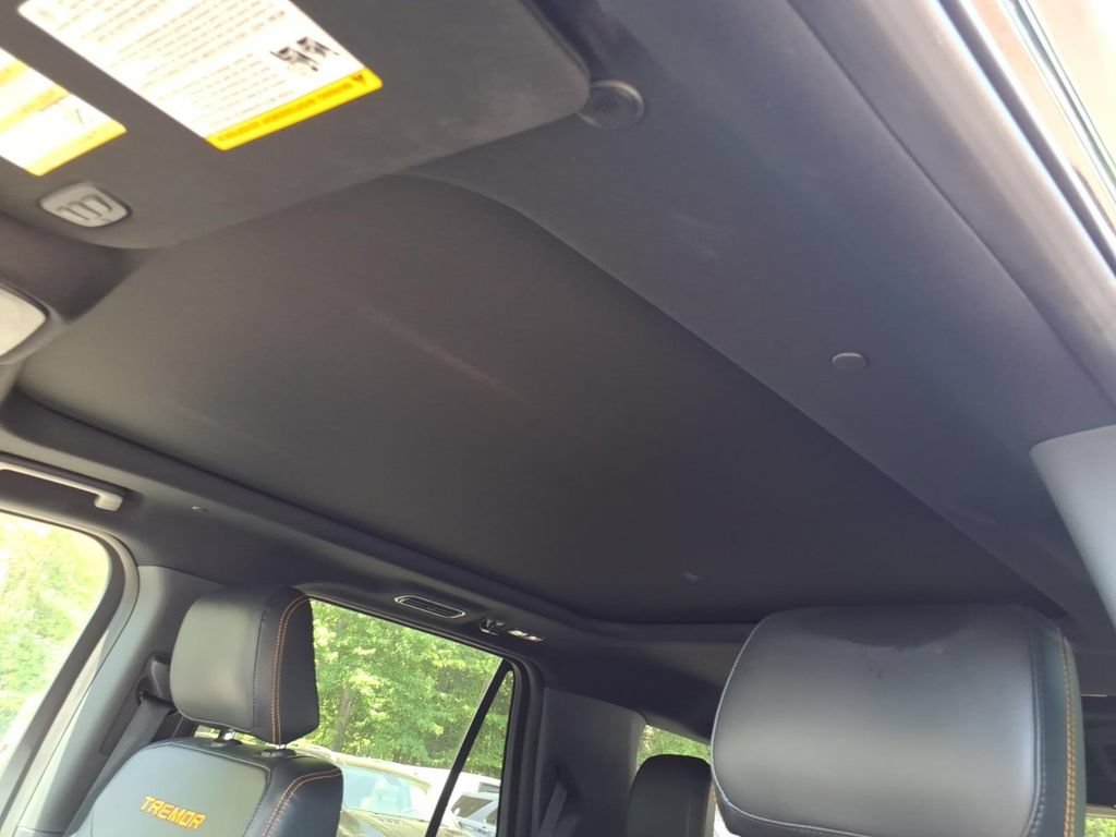 Certified 2025 Ford Expedition Tremor AWD/4WD image 17