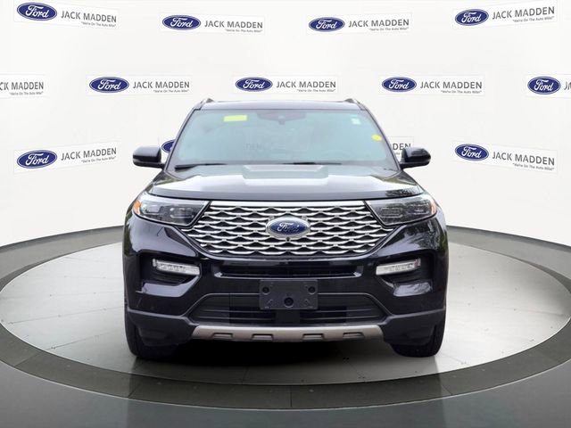 Certified 2022 Ford Explorer Platinum w/ Equipment Group 601A AWD/4WD image 8