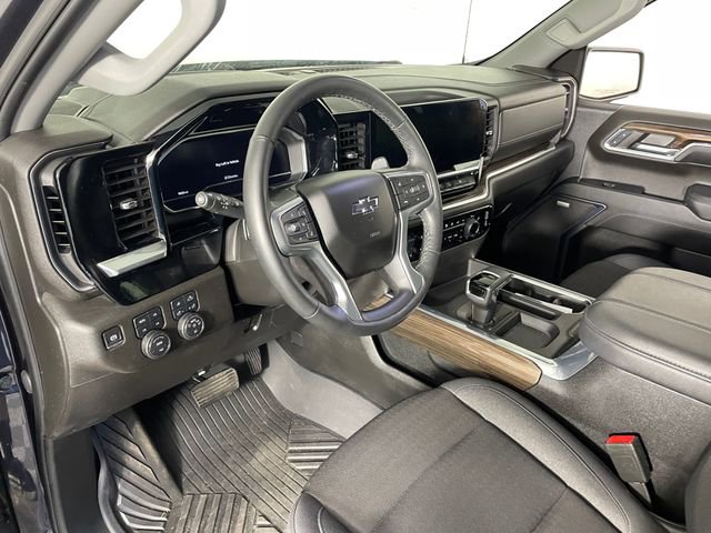 Used 2024 Chevrolet Silverado 1500 RST w/ All Star Edition Plus AWD/4WD image 3