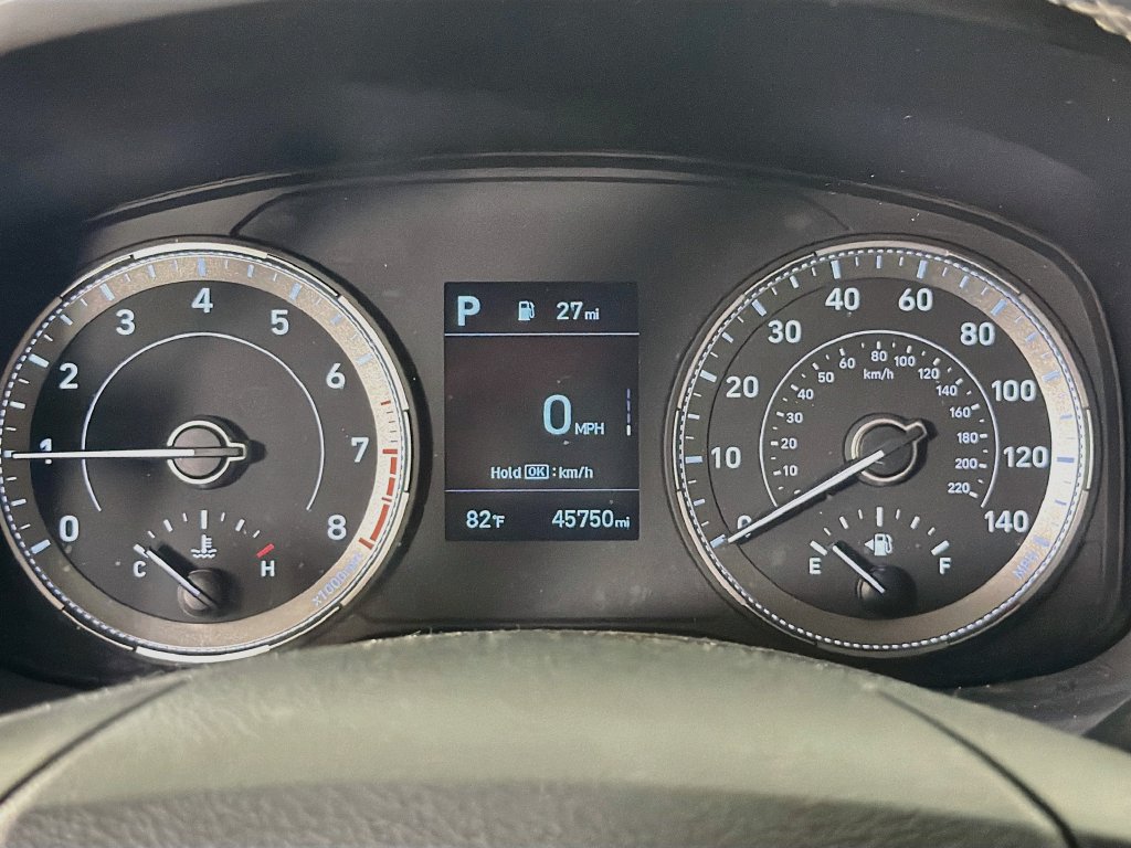 Used 2022 Hyundai Venue SEL FWD image 16