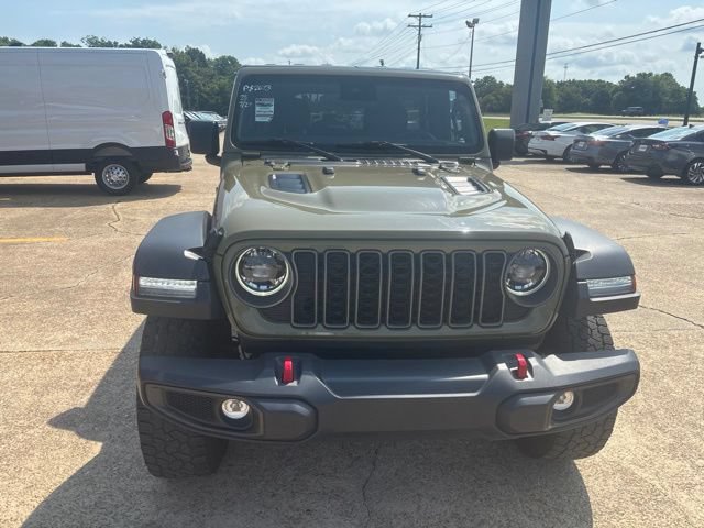 Used 2025 Jeep Wrangler Unlimited Rubicon AWD/4WD image 4