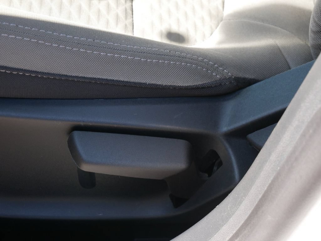 Certified 2022 Ford Escape SE FWD image 19
