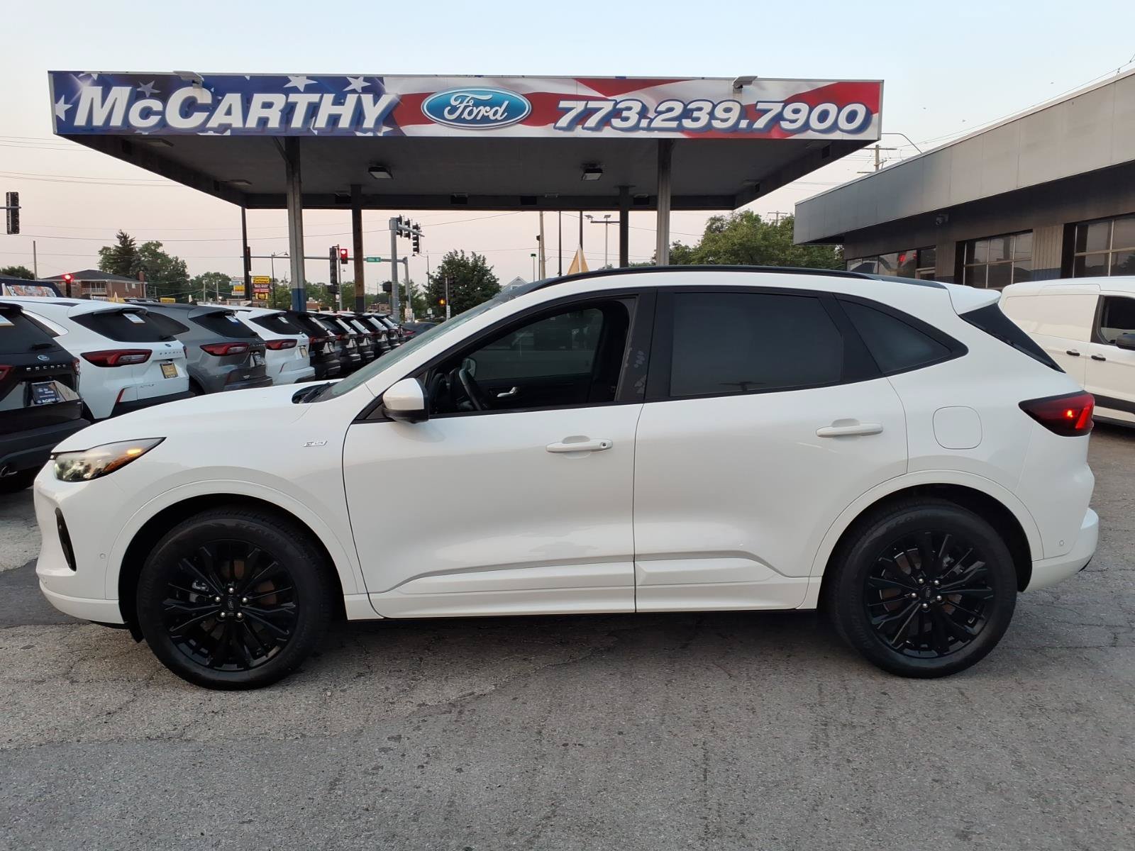 Certified 2024 Ford Escape ST-Line Elite w/ Premium Technology Package AWD/4WD image 6