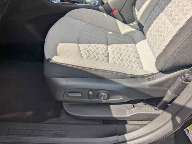 Used 2022 Chevrolet Equinox LT FWD image 13