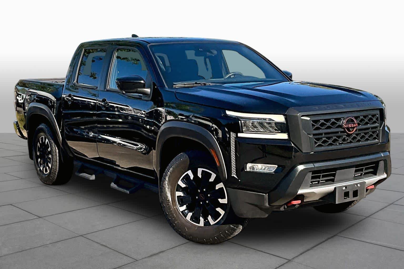 Used 2022 Nissan Frontier Pro-X RWD image 3