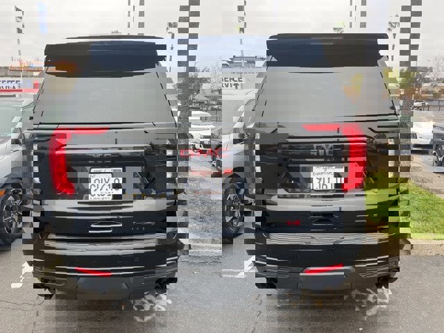 Used 2023 GMC Yukon AT4 w/ Technology Package image 7