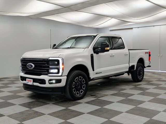Certified 2025 Ford F350 Platinum AWD/4WD image 8
