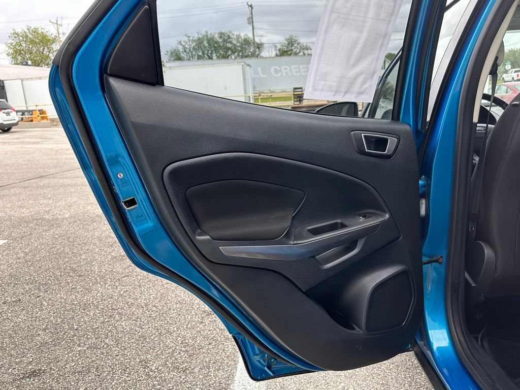 Certified 2019 Ford EcoSport SE w/ SE Convenience Package AWD/4WD image 18