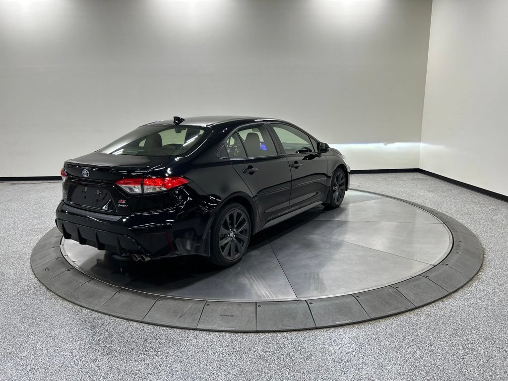Used 2025 Toyota Corolla SE FWD image 7