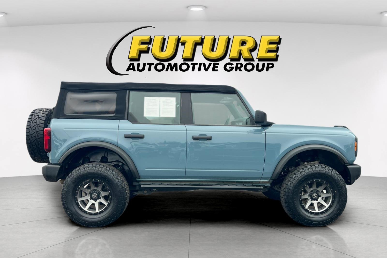 Certified 2022 Ford Bronco image 6