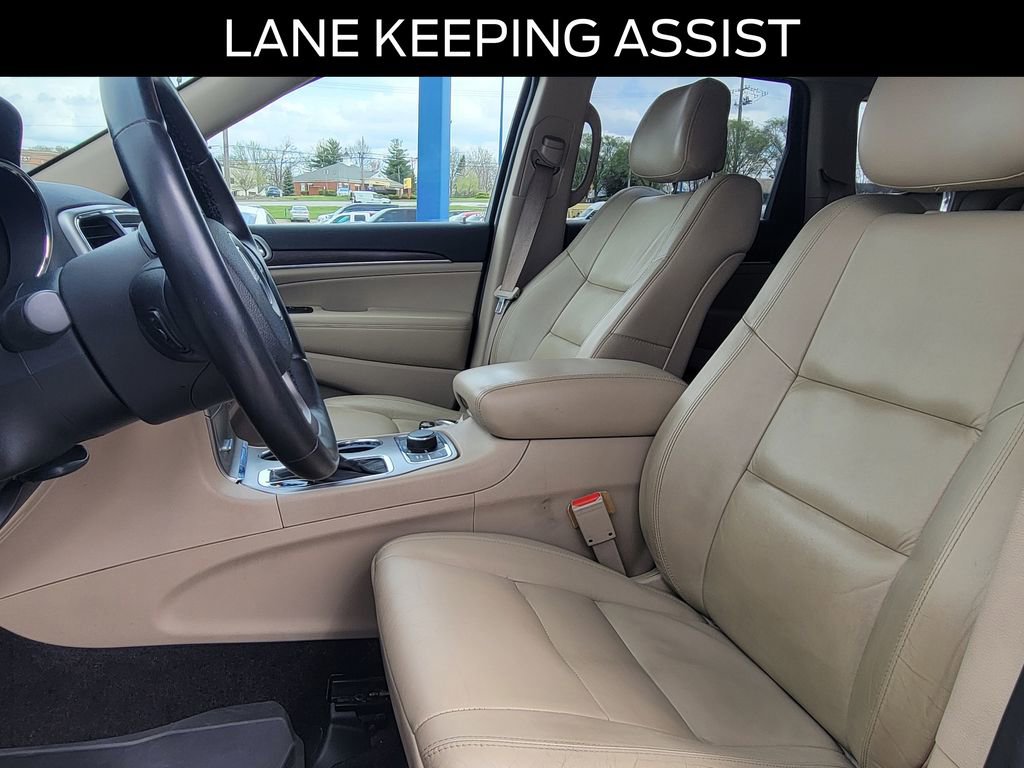 Used 2018 Jeep Grand Cherokee Limited AWD/4WD image 16