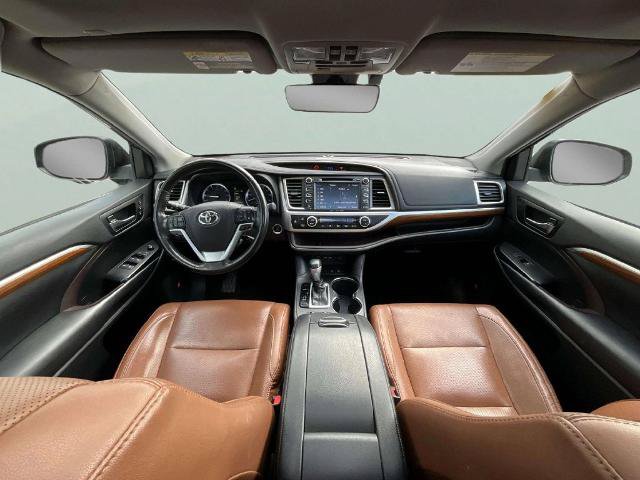 Used 2019 Toyota Highlander Limited Platinum AWD/4WD image 27