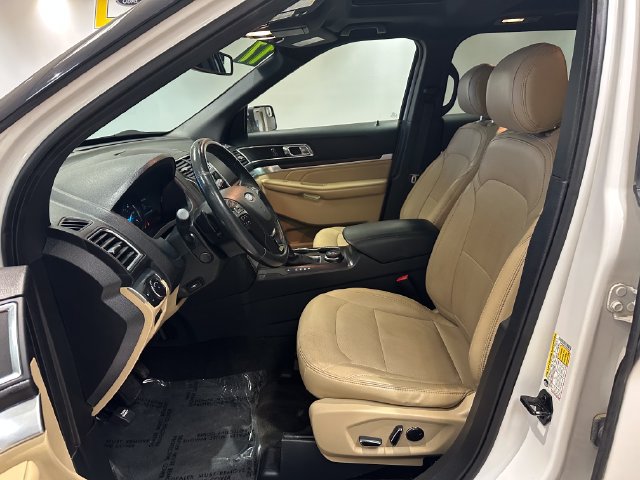 Certified 2017 Ford Explorer Limited AWD/4WD image 7