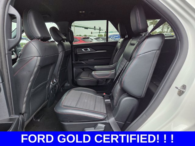 Certified 2025 Ford Explorer ST-Line AWD/4WD image 10