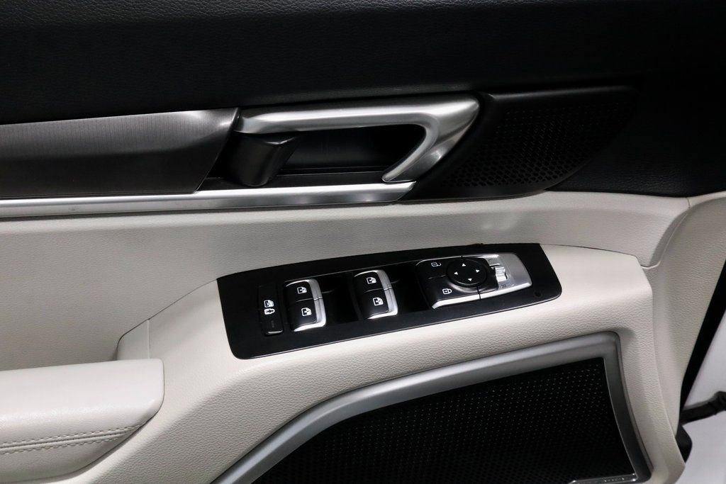Used 2023 Kia Telluride S image 24