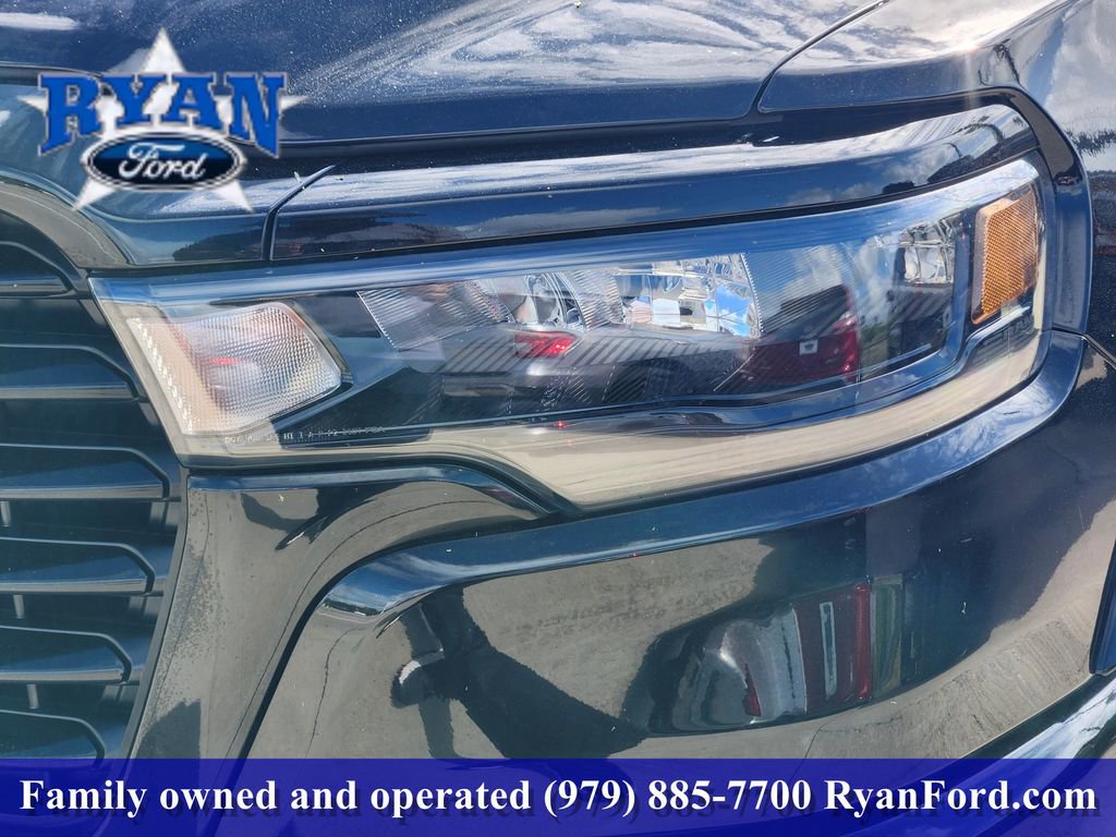 Used 2026 RAM 1500 Laramie w/ Night Edition AWD/4WD image 9
