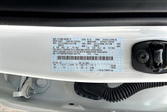 Certified 2025 Ford F350 Platinum w/ FX4 Off-Road Package image 36