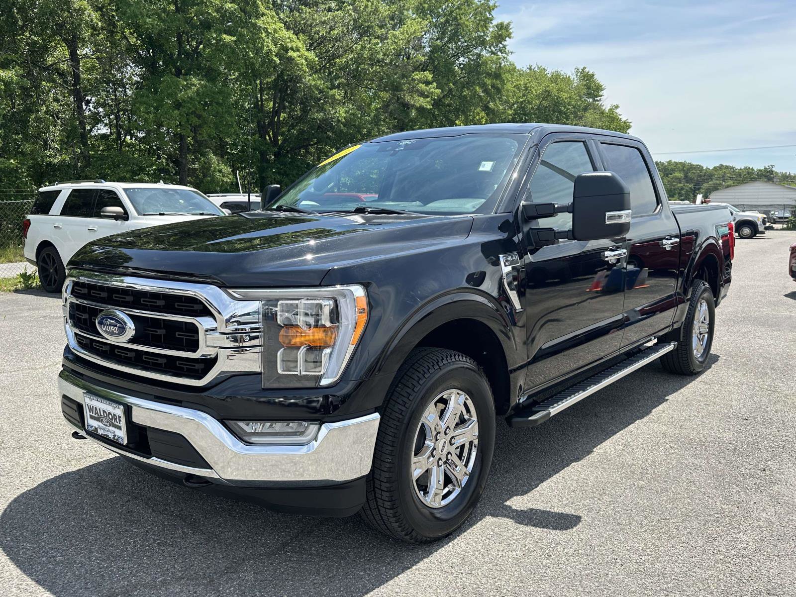 Certified 2022 Ford F150 XLT w/ Equipment Group 302A High AWD/4WD image 3