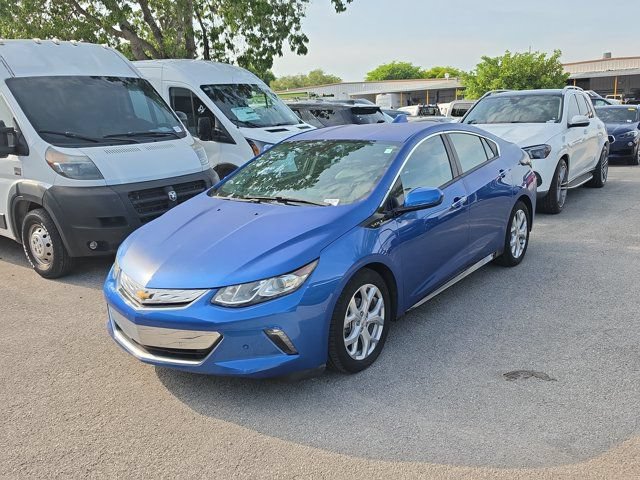Used 2017 Chevrolet Volt Premier w/ Driver Confidence II Package FWD video 3