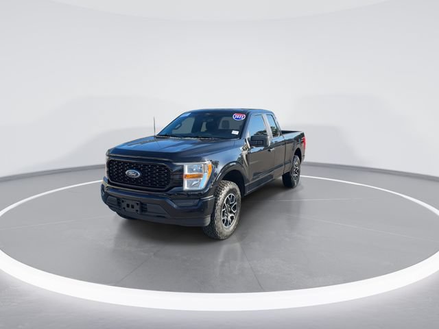 Certified 2022 Ford F150 XL w/ STX Appearance Package RWD image 5