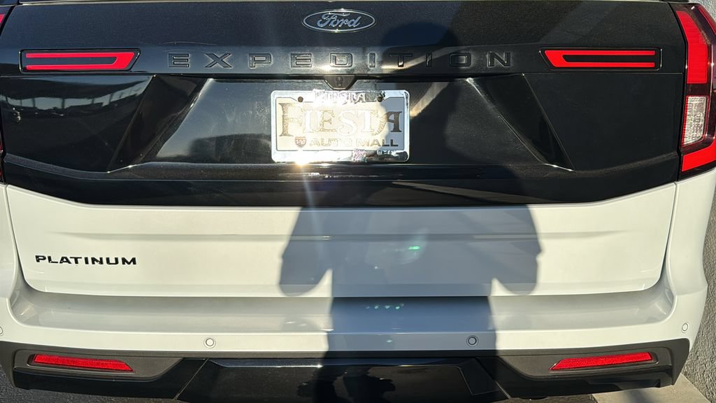 Certified 2025 Ford Expedition Platinum w/ Stealth Appearance Package AWD/4WD image 7