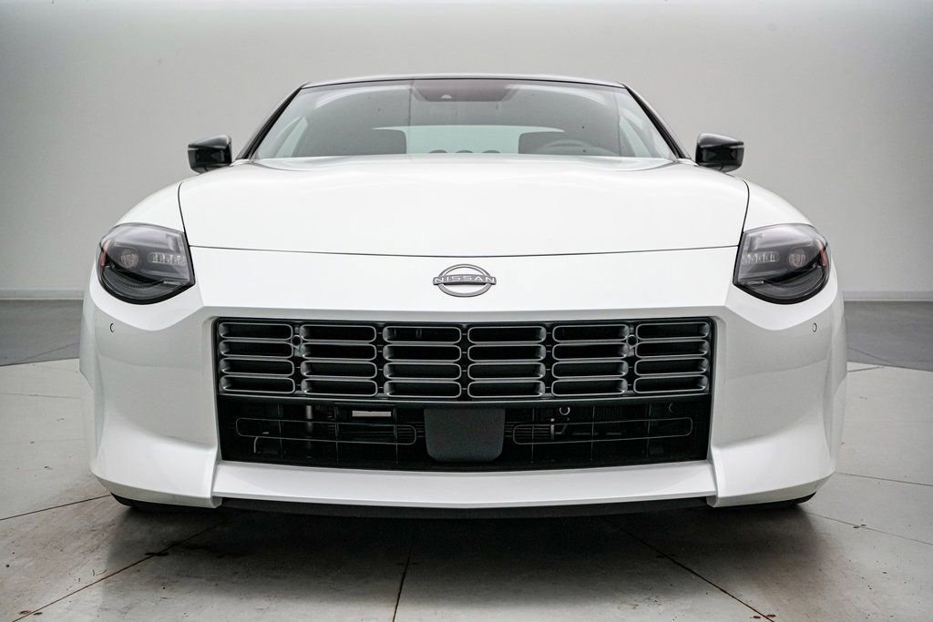 Used 2024 Nissan Z Sport w/ Floor Mat Package image 11