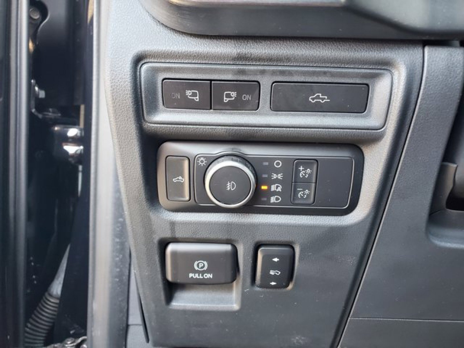 Certified 2022 Ford F150 Lariat w/ Equipment Group 502A High image 15