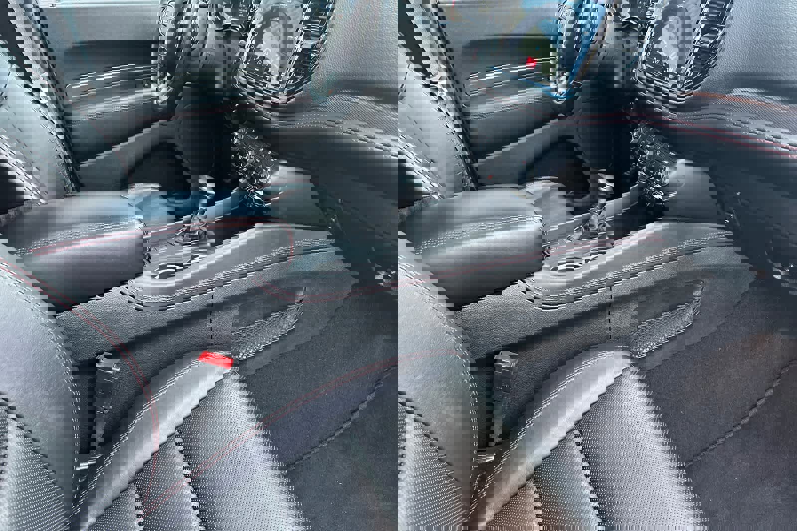 Used 2025 Dodge Durango R/T image 17