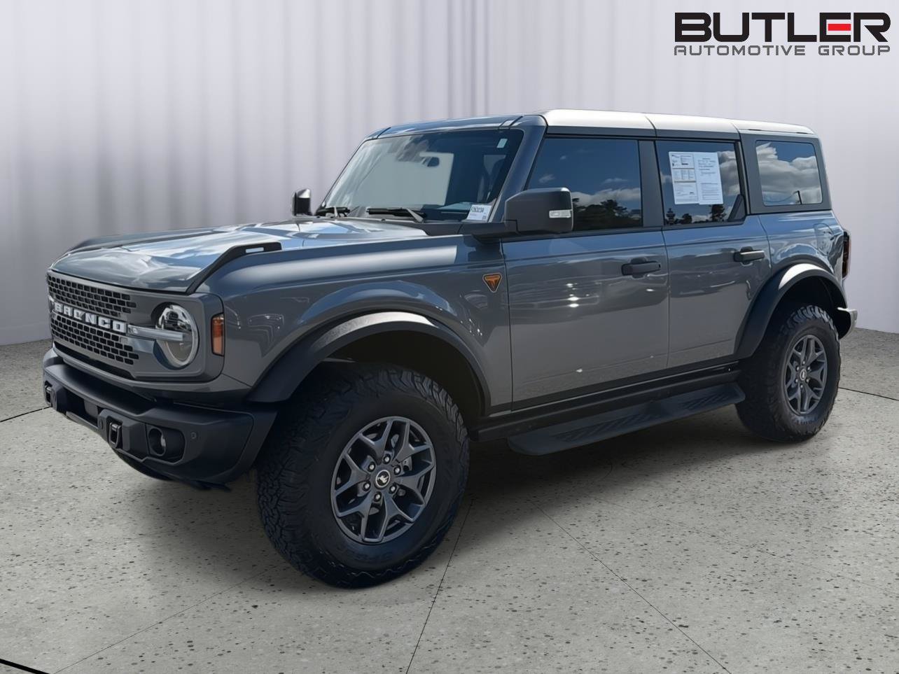 Certified 2025 Ford Bronco Badlands AWD/4WD image 2