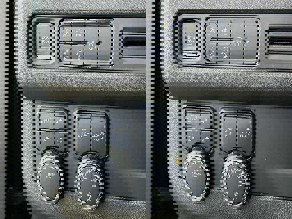 Used 2023 Chevrolet Tahoe Z71 image 27