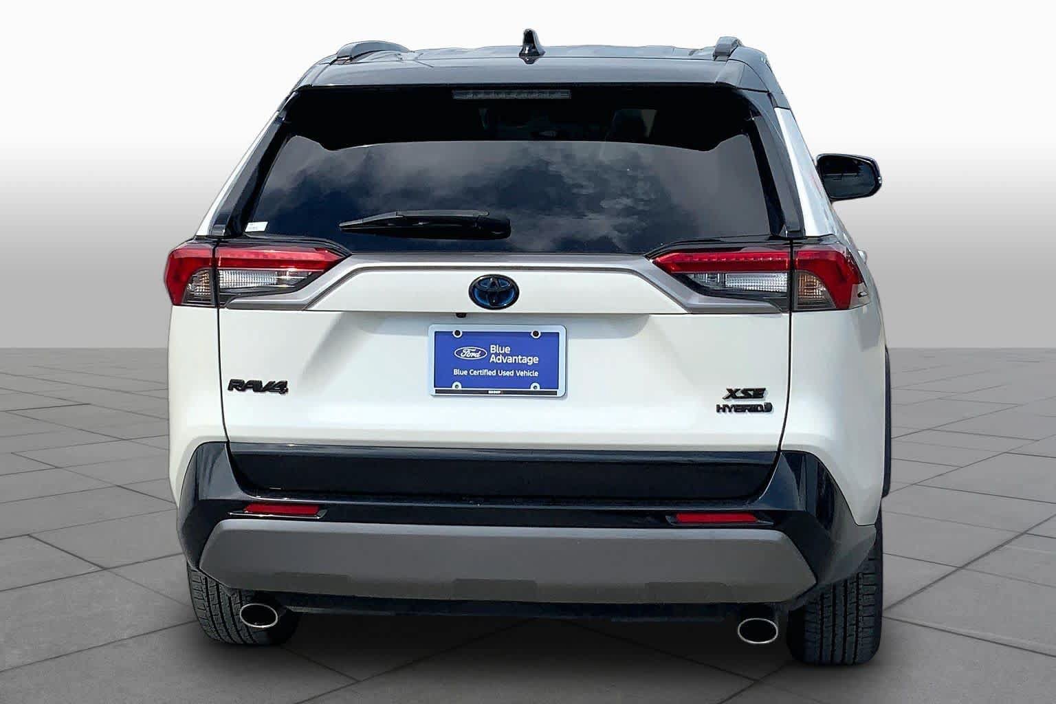 Used 2021 Toyota RAV4 XSE AWD/4WD image 5