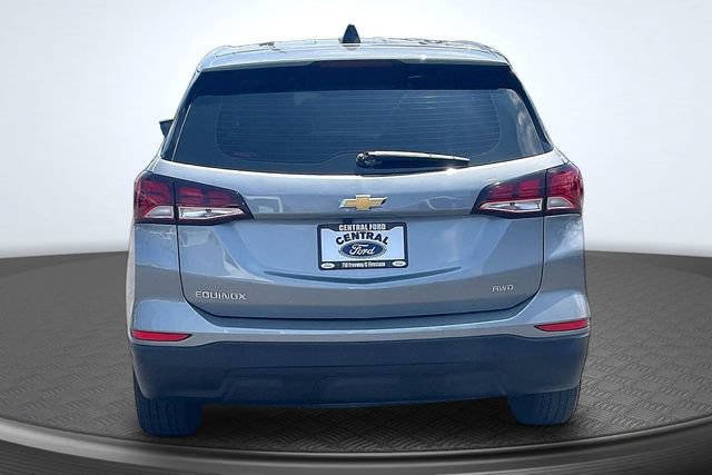 Used 2024 Chevrolet Equinox LS AWD/4WD image 4