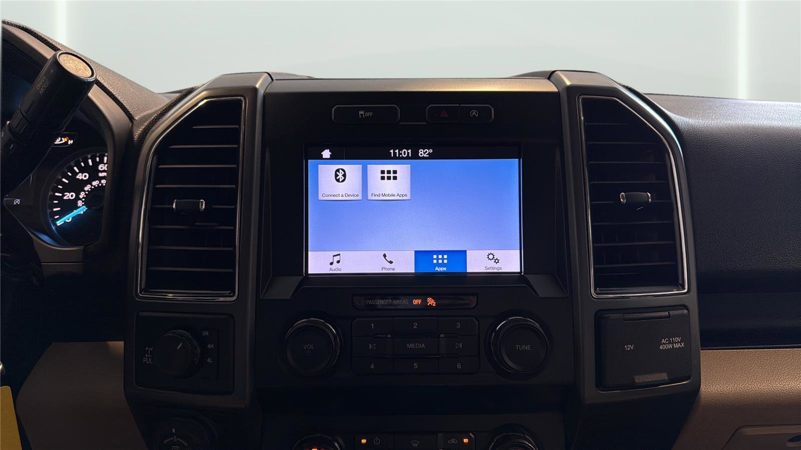 Certified 2019 Ford F150 XLT w/ Equipment Group 302A Luxury AWD/4WD image 18