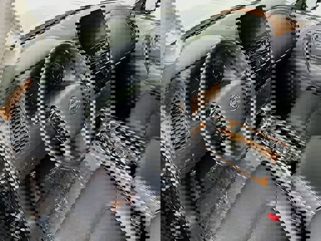 Used 2024 Nissan Armada SL w/ Cargo Package image 9