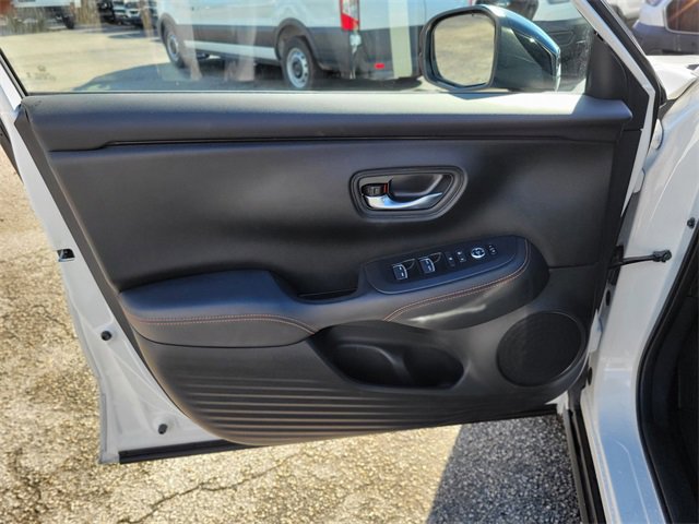 Used 2024 Honda HR-V Sport image 15