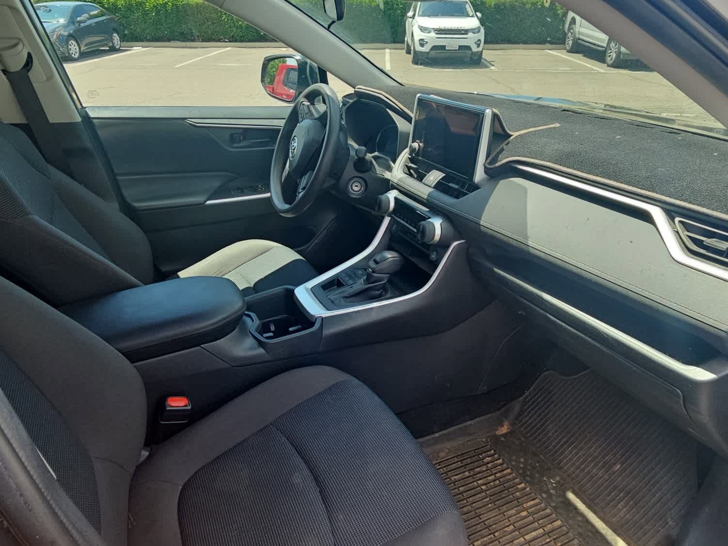 Used 2024 Toyota RAV4 LE AWD/4WD image 13