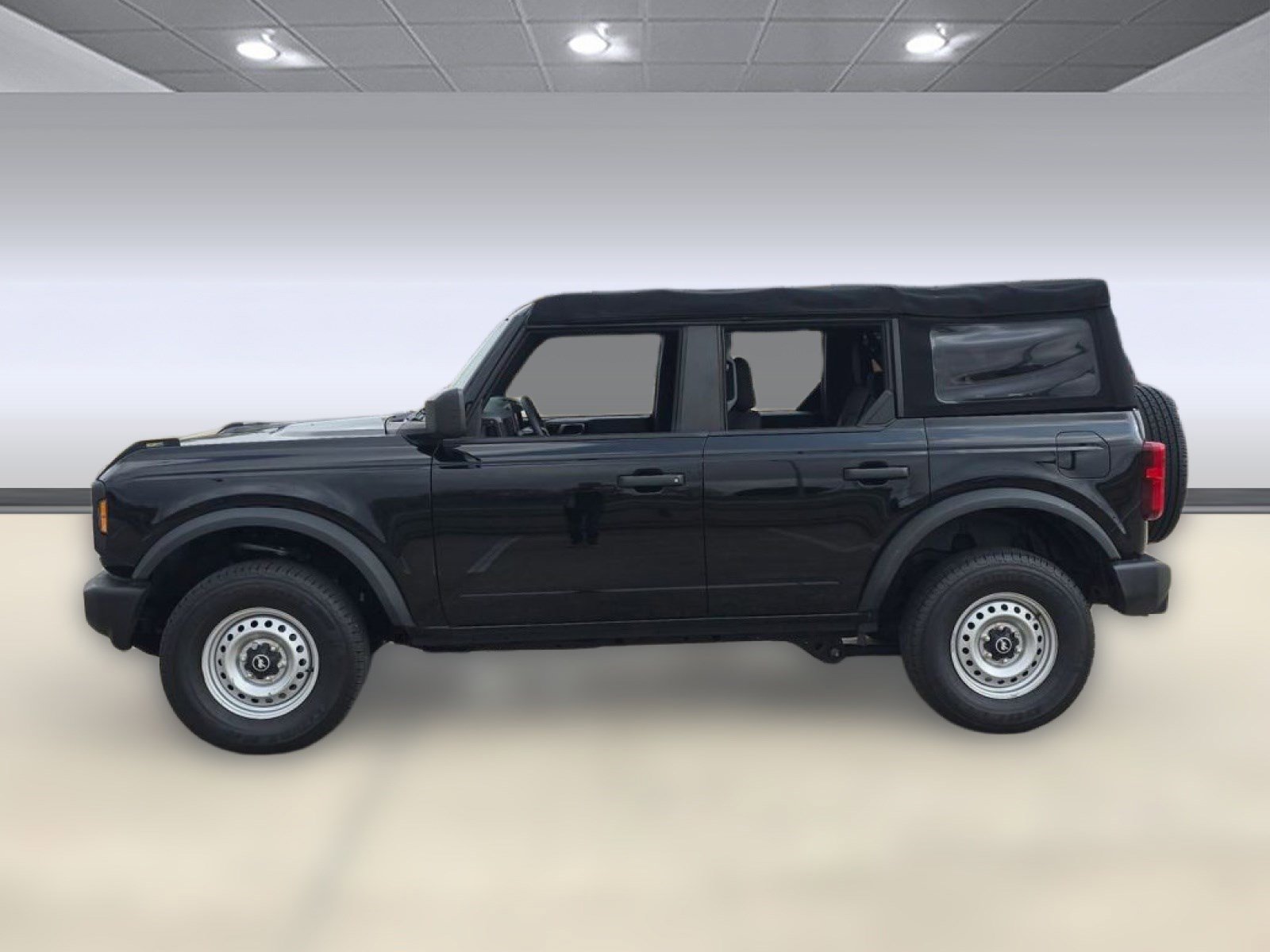 Certified 2022 Ford Bronco 4-Door image 2