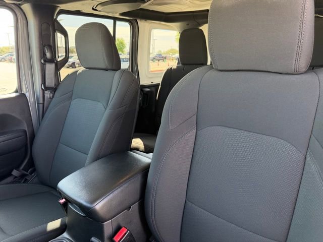 Used 2023 Jeep Wrangler Sport S image 10