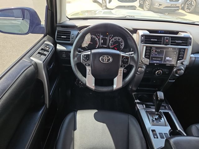 Used 2022 Toyota 4Runner TRD Sport AWD/4WD image 11