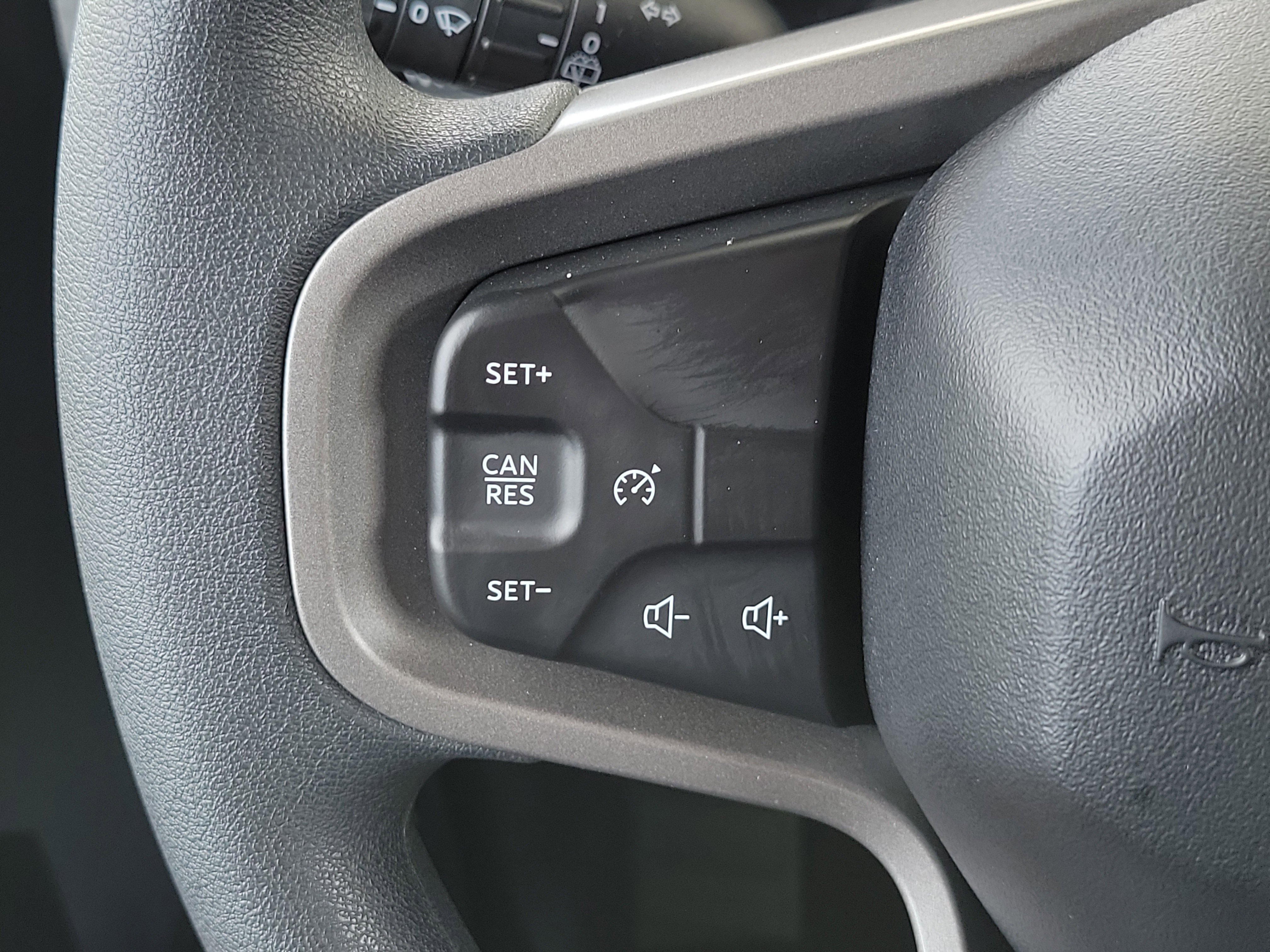 Certified 2025 Ford Bronco 2-Door AWD/4WD image 19