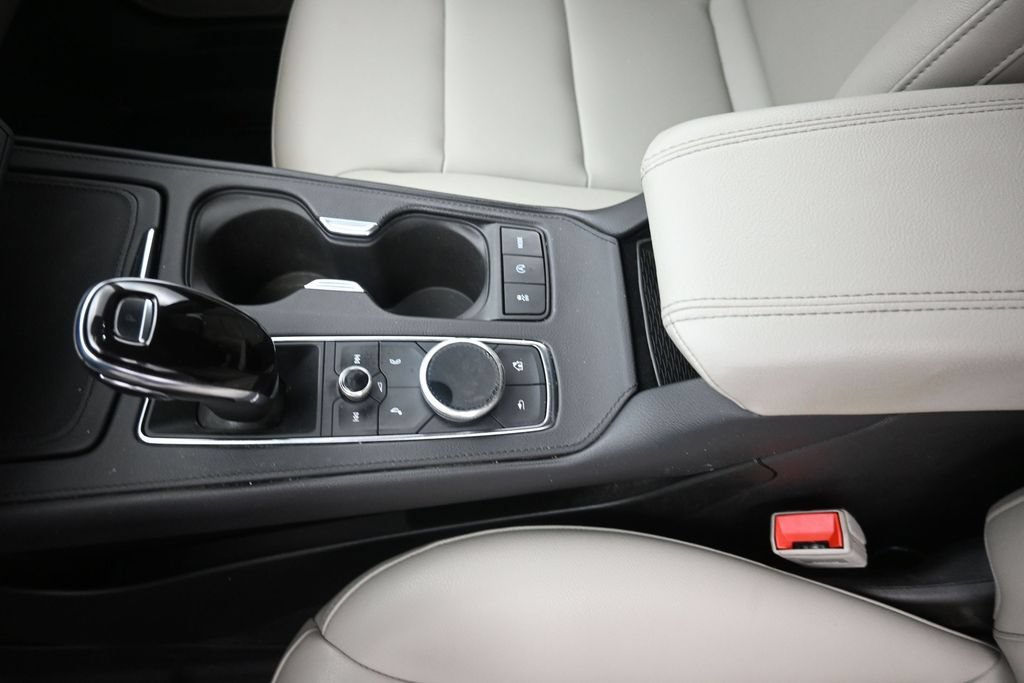 Used 2023 Cadillac XT4 Luxury w/ Driver Awareness Package FWD image 20